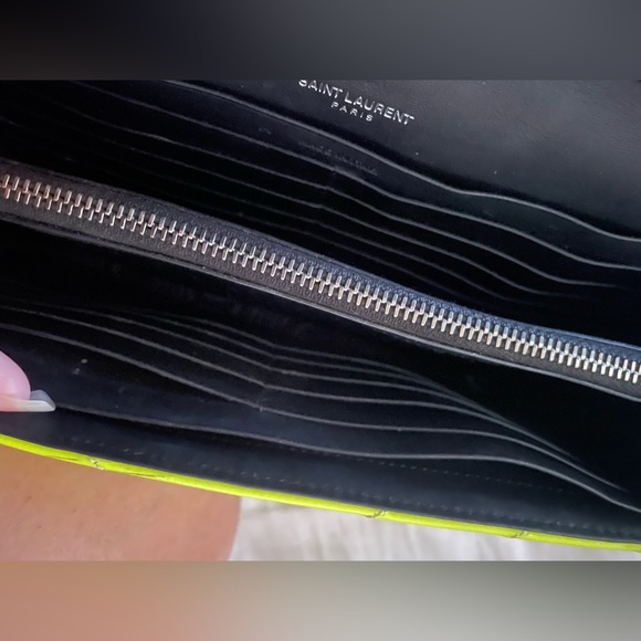 Rare- Ysl Neon Yellow Wallet on Chain - Picture 10 of 15